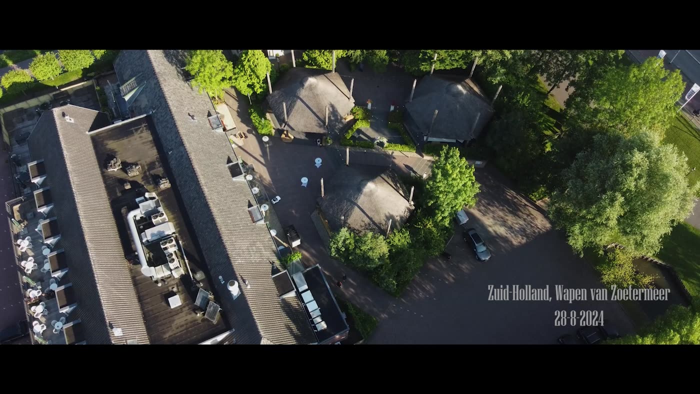 Dronebeeld van de trouwlocatie
